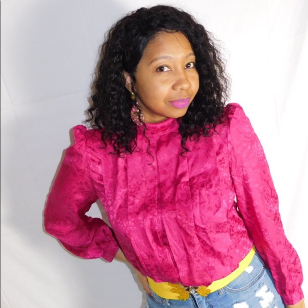 Vintage blouse with monochromatic details